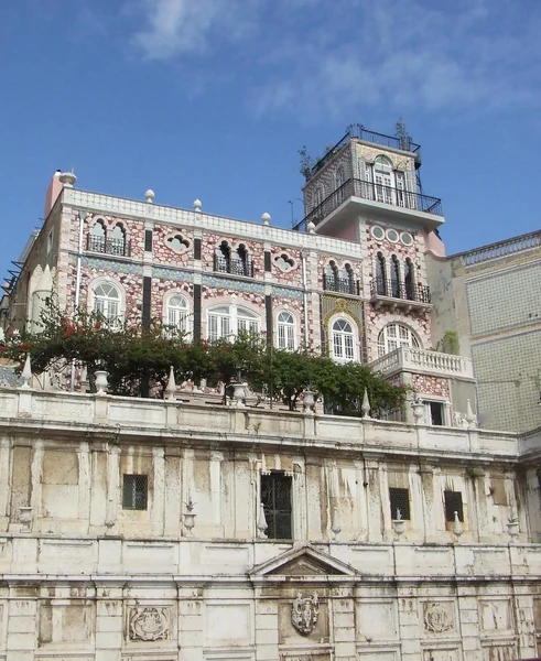 ALFAMA FREE TOUR CHAFARIZ D_EL REI